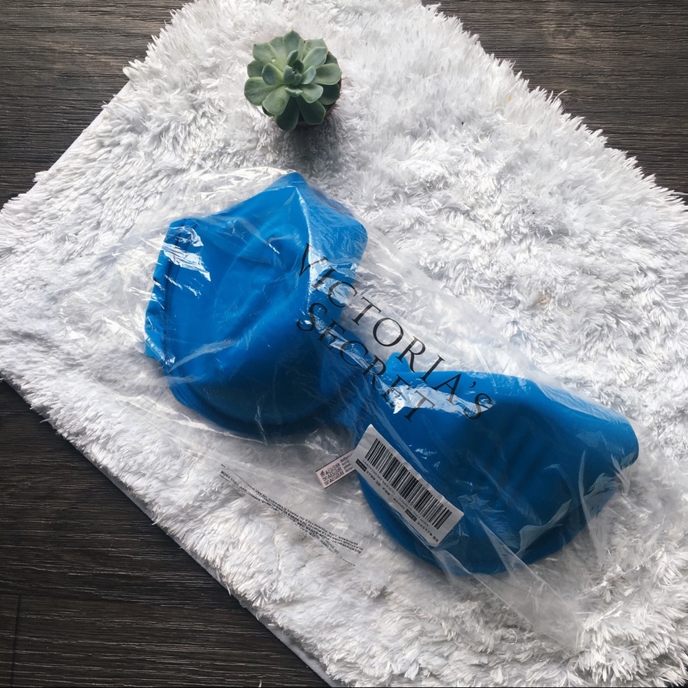 Victoria’s Secret Lightly Lined Full Coverage Bra